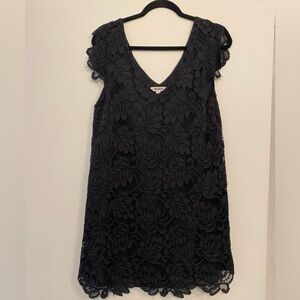 BB Dakota Lace Shift Dress